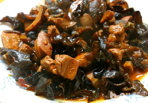 木耳雞肉飯